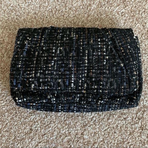 Clutch - Picture 5 of 8